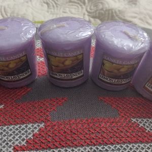 Yankee candle votive.